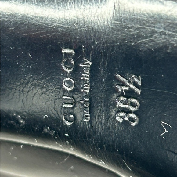 Gucci black leather and suede platform ankle shoe bootie size 8.5 38.5 Back Zip - Picture 10 of 11